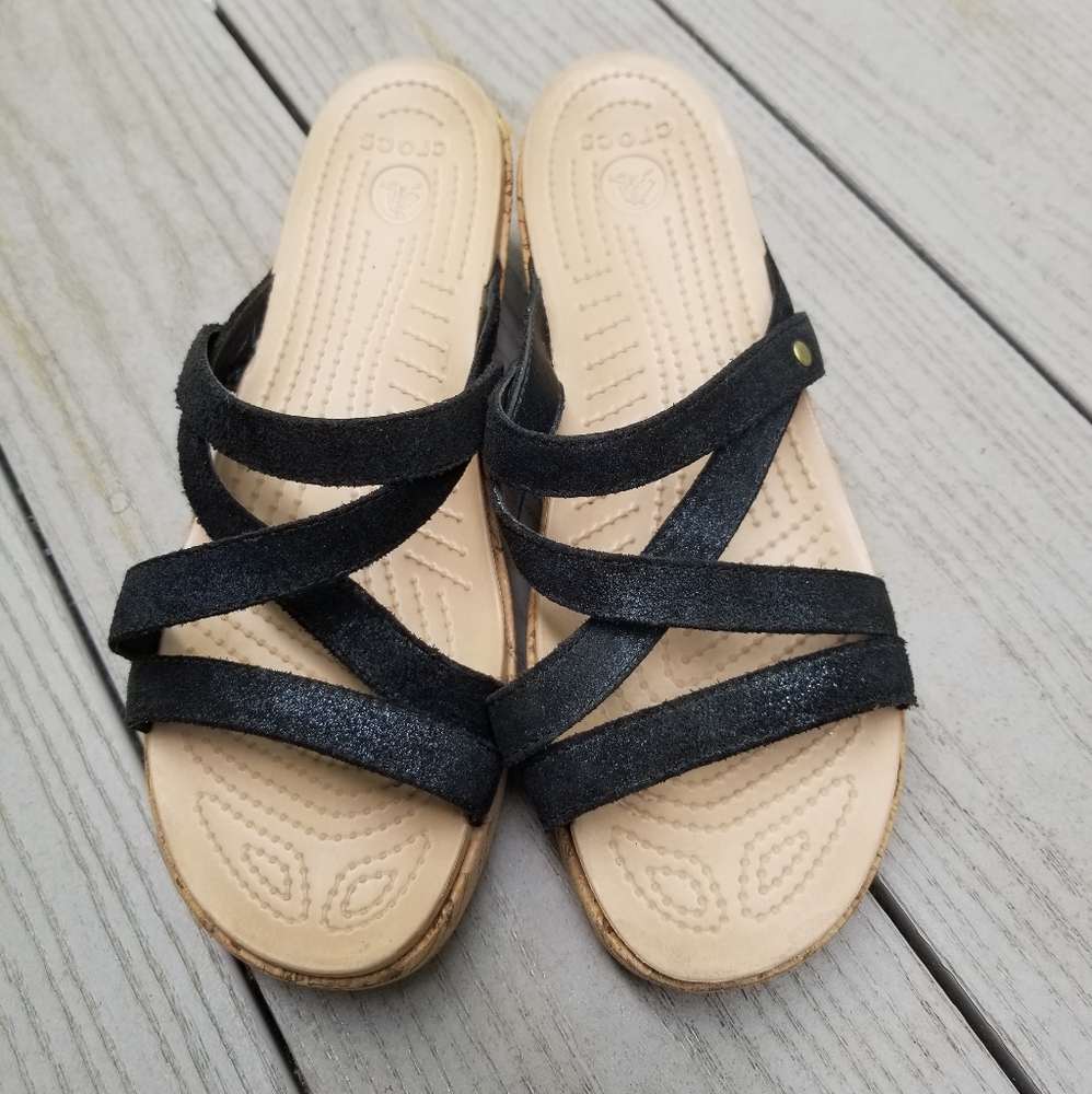 CROCS CORK WEDGE SANDALS SUEDE BANDS SZ 8 W